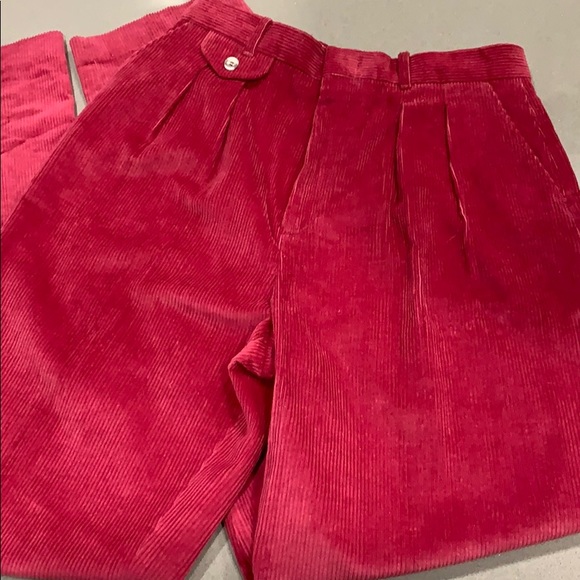 Eddie Bauer Pants - Vintage High Waisted Front Pleated Pants